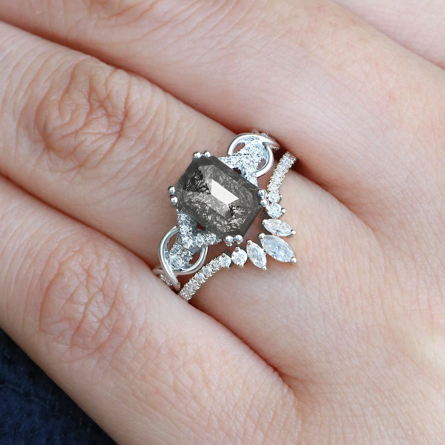 Wedding Occasion Sparkling Item Emerald Cut Salt and Pepper Diamonds Infinity Gold Engagement Ring Set 2pcs