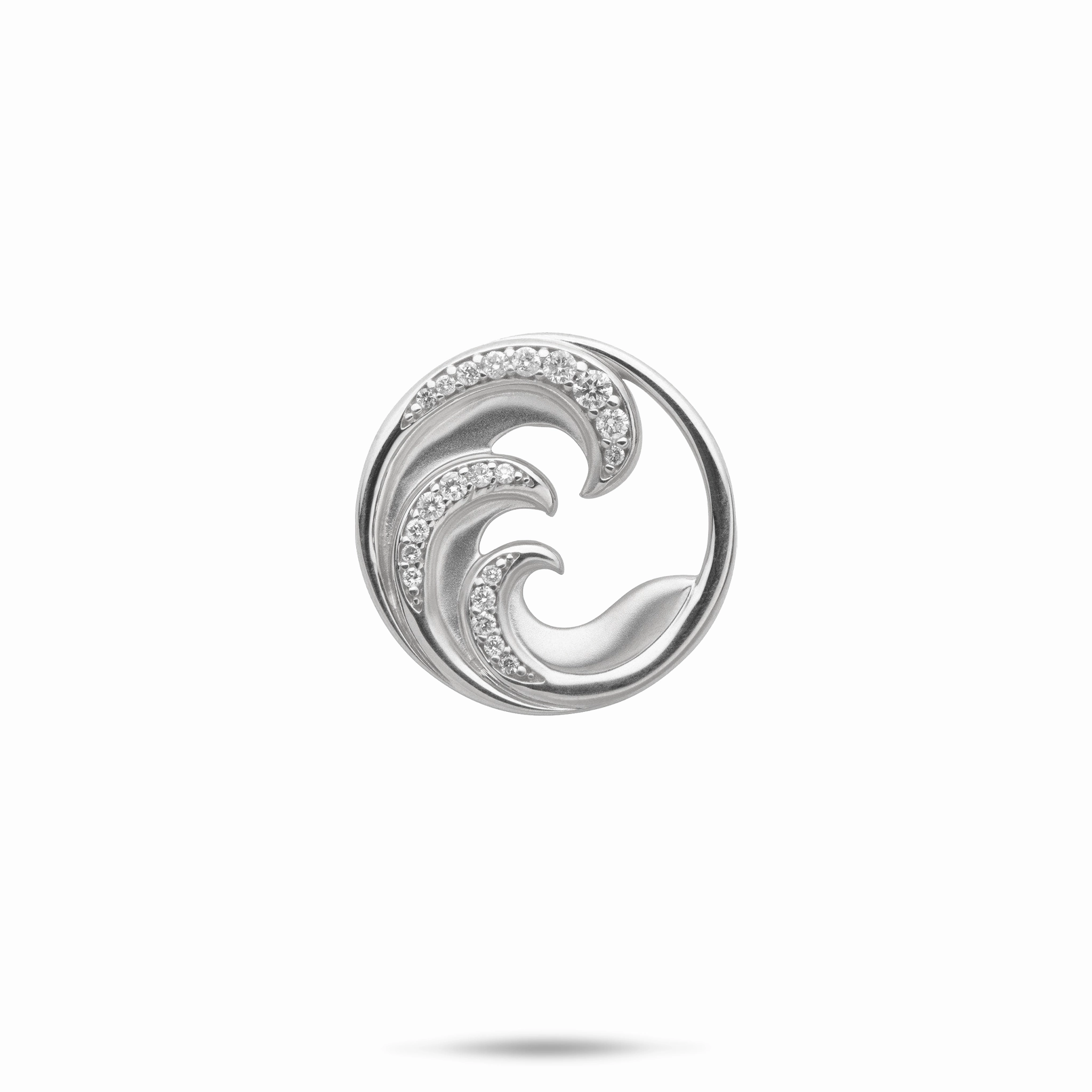 Gleaming Feature Nalu Pendant in White Gold with Diamonds - 18mm