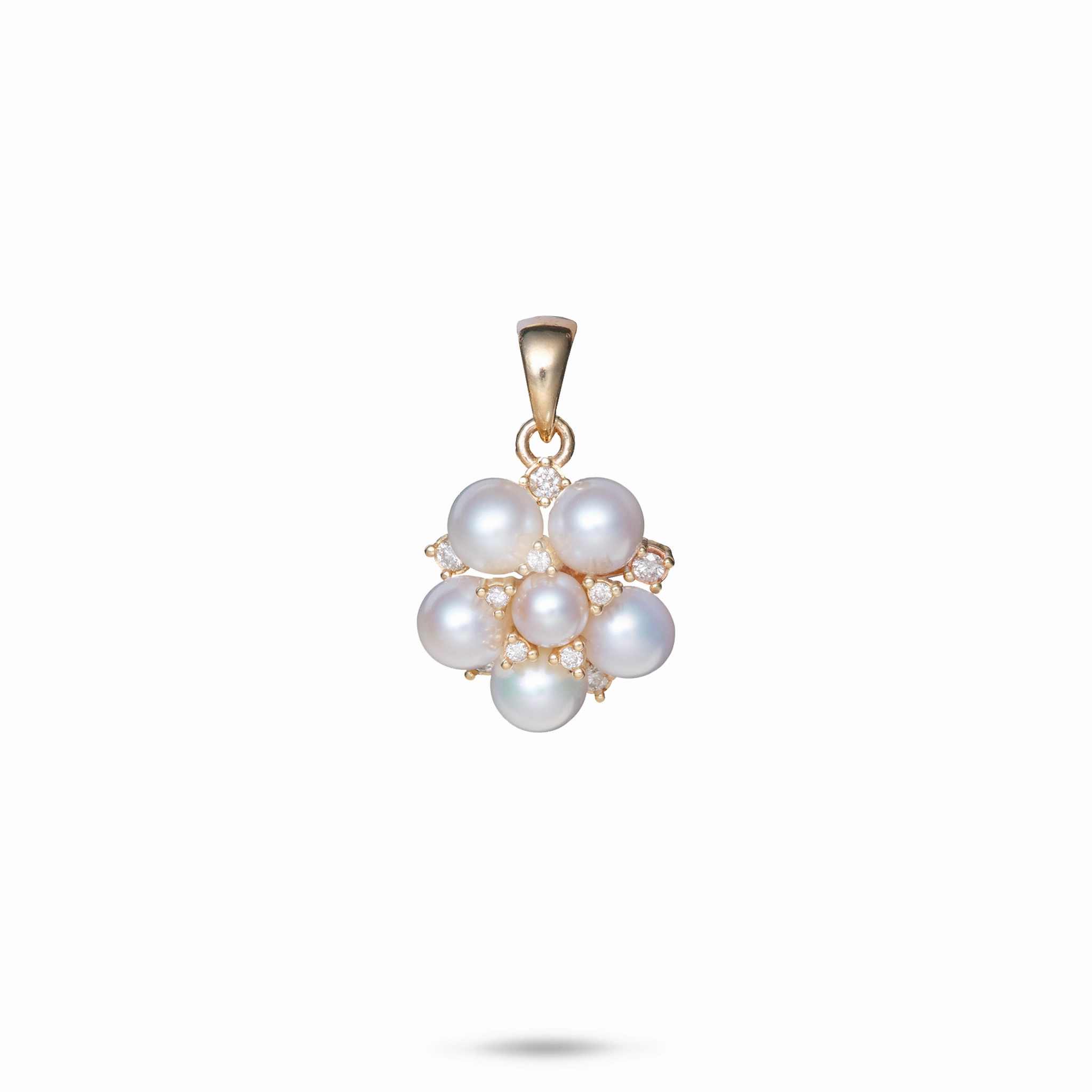 Contemporary Accent Tiny Bubbles Freshwater White Pearl Pendant in Gold with Diamonds