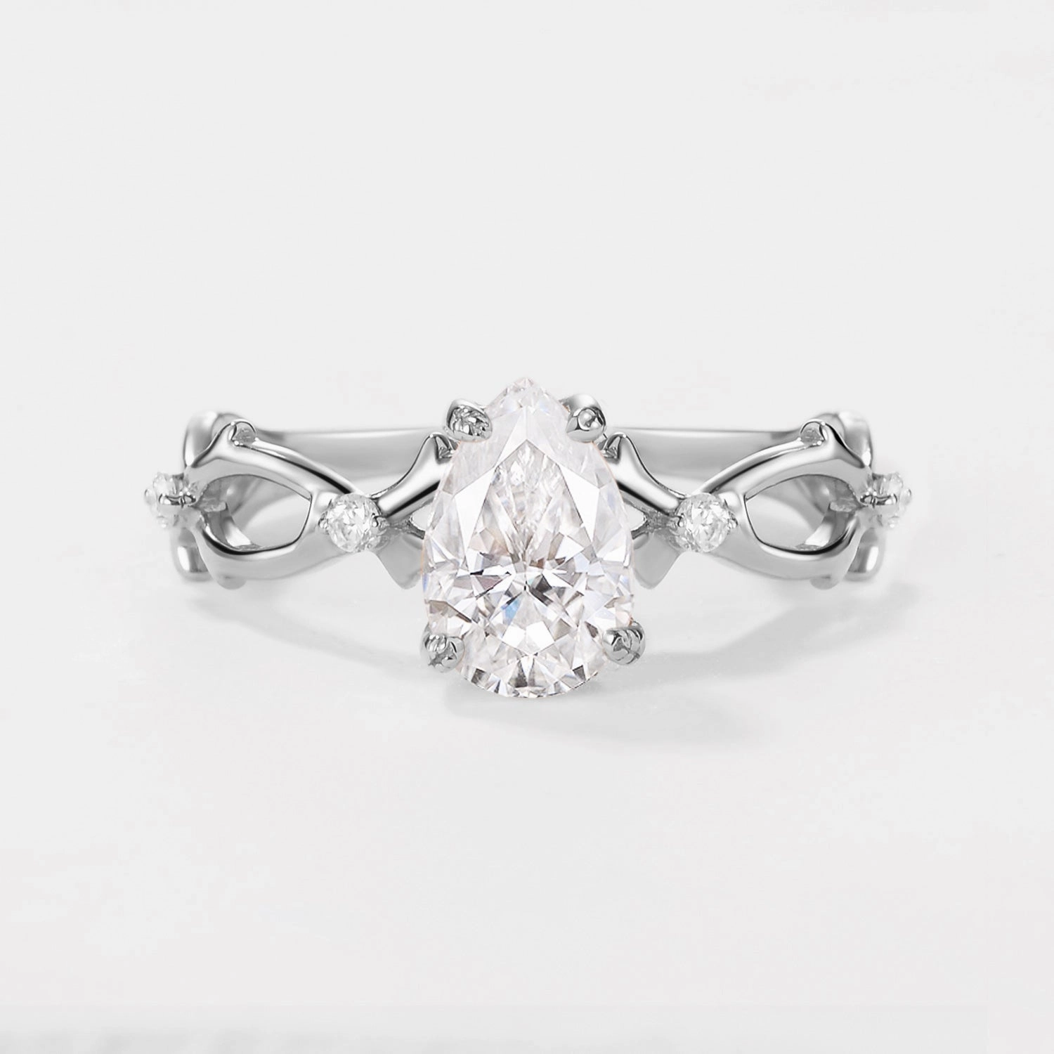 Lustrous Highlight Shiny Features 1.5ct Pear Moss Agate Infinity Leaf Four-prong Ring