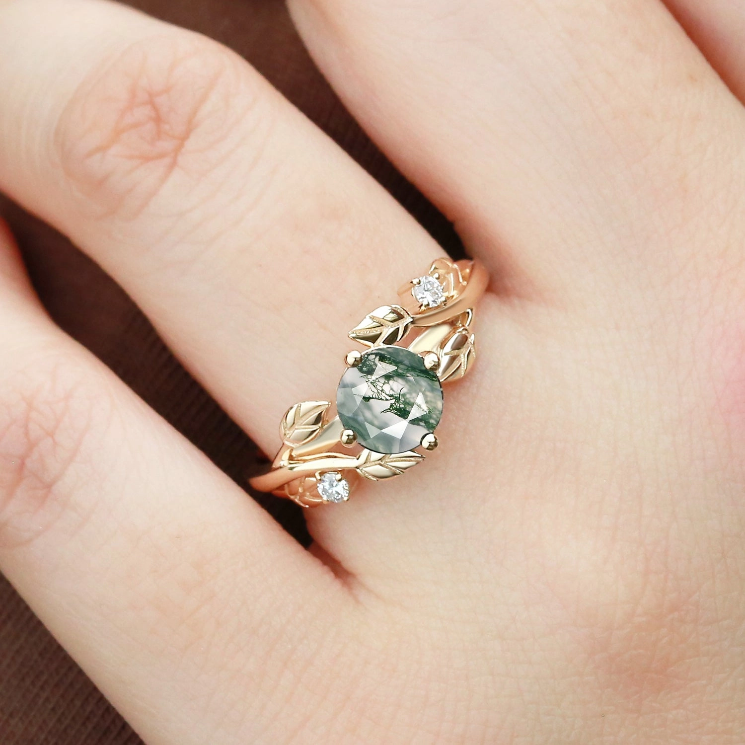 Round Shaped Leaf Moss Agate Engagement Ring - Gardenia Simple Layer