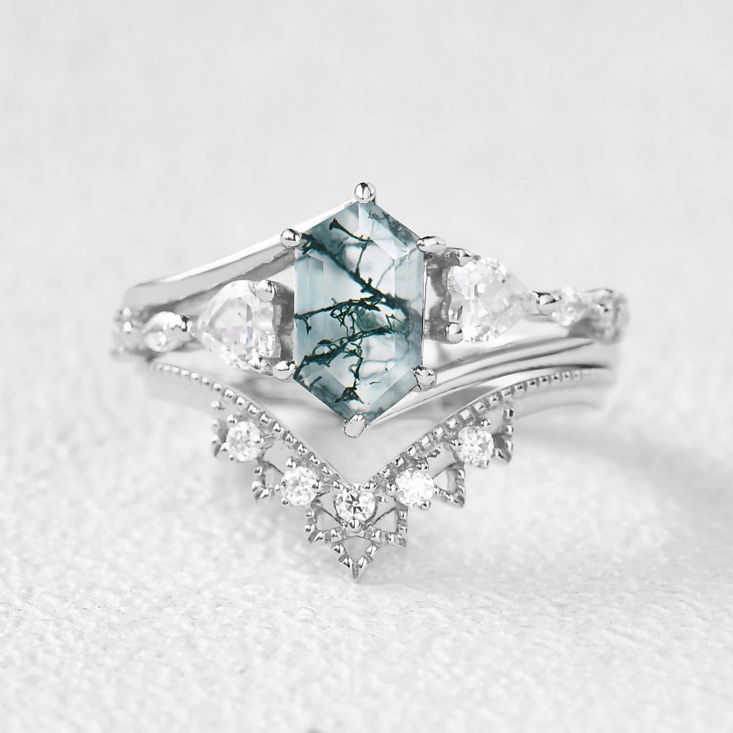 Silky feel Accent Focus Hexagon Moss Agate Art-Deco Engagement Ring Set 2pcs