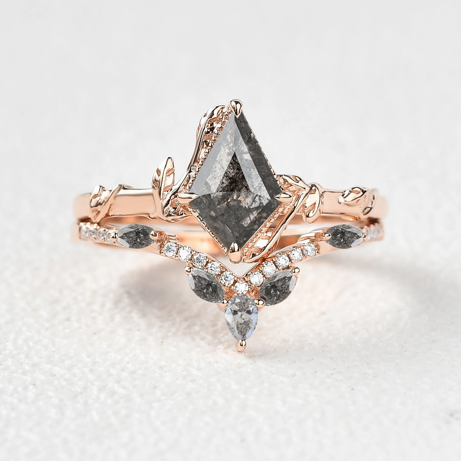 Leafy Kite Salt and Pepper Diamonds Engagement Ring Set 2pcs - Lark Polished Sparkle