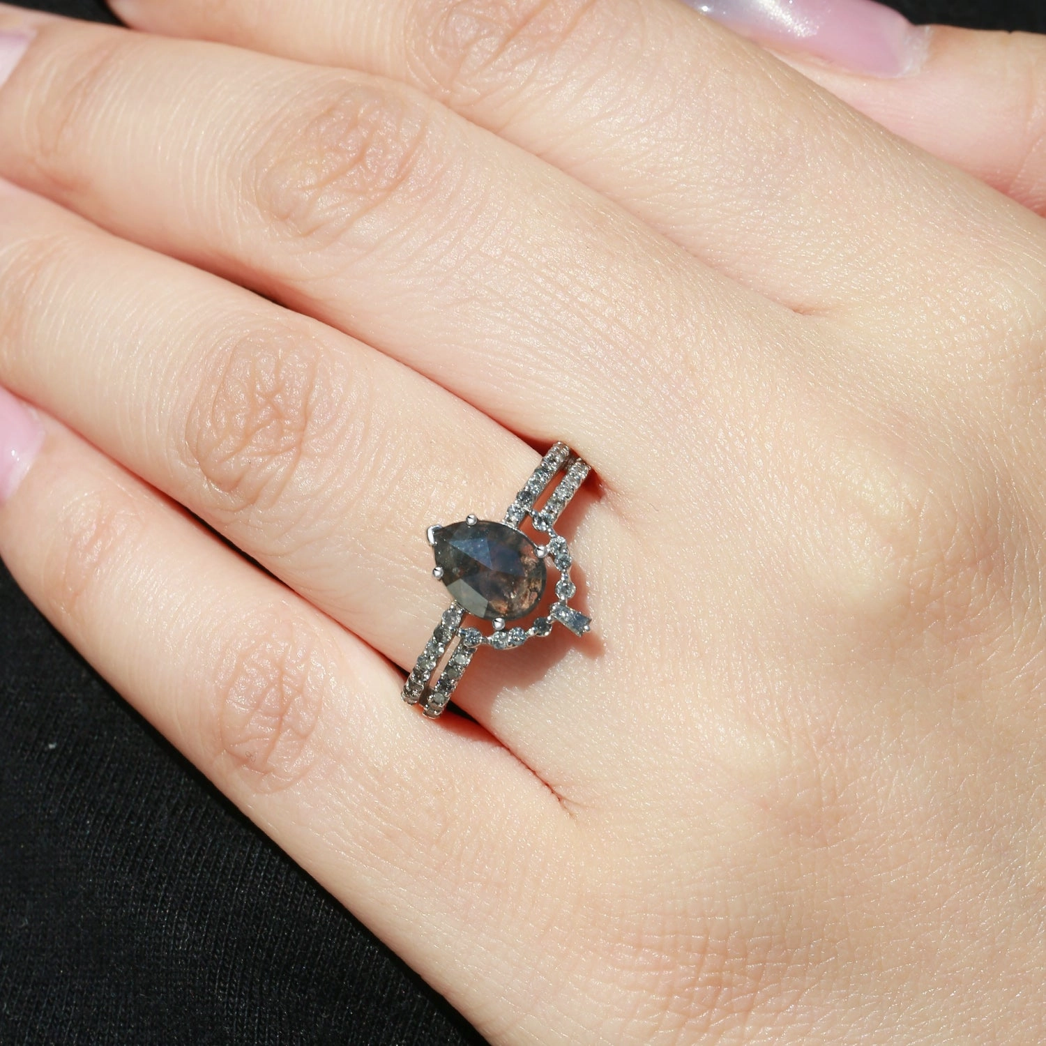 Pear Cut Salt and Pepper Diamonds Unique Ring Sets 2pcs Fresh Form Anniversary Present