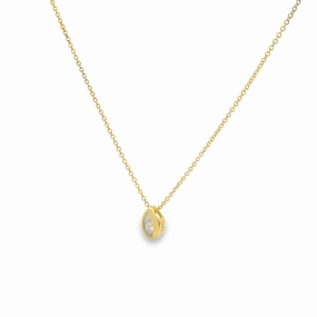 Vintage Mood Tasteful Accent 14K Yellow Gold Pear-Shaped Diamond Shell Bezel Set Necklace