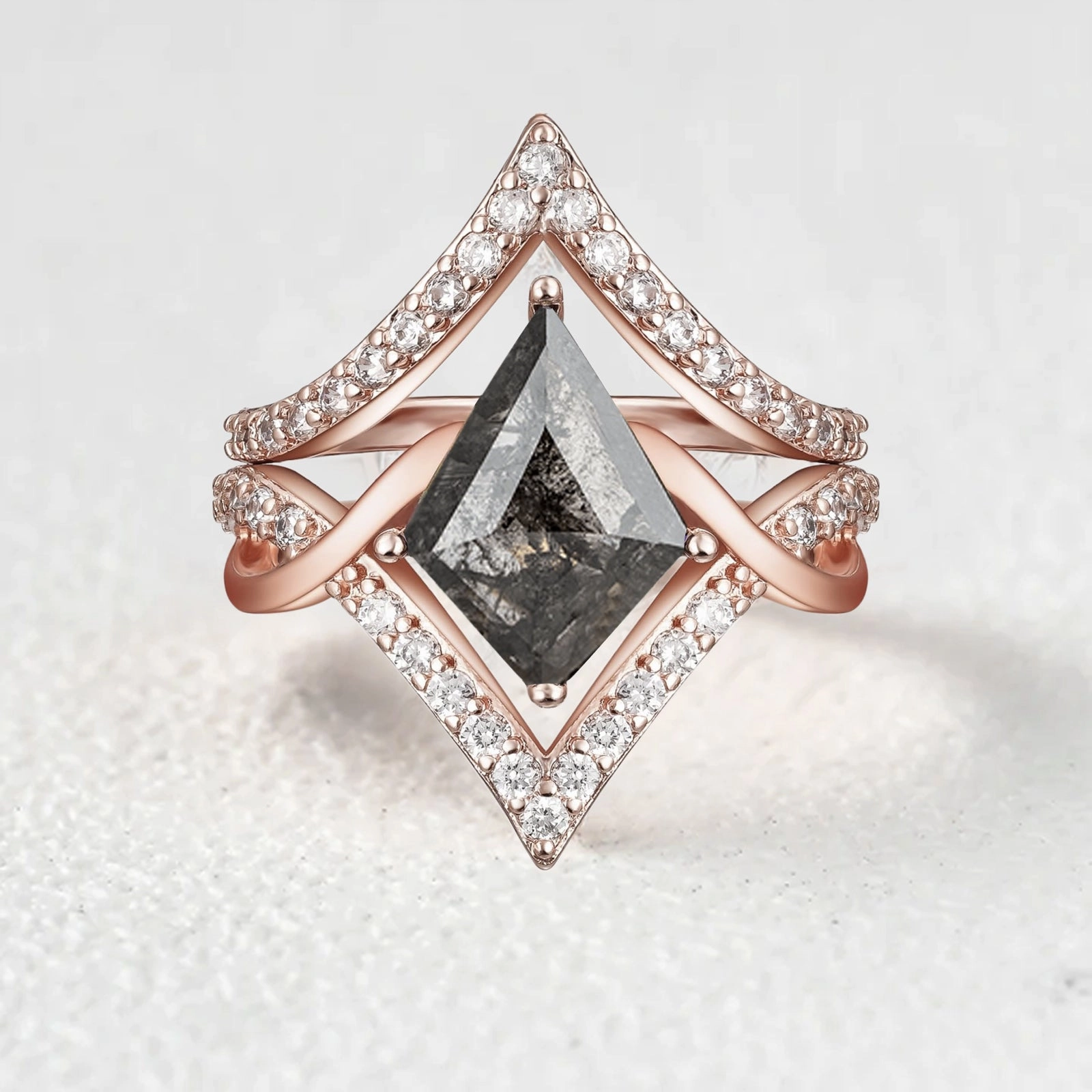 Unique Style Vintage Article Salt and Pepper Diamonds Vintage Infinity Engagement Ring Set 2pcs