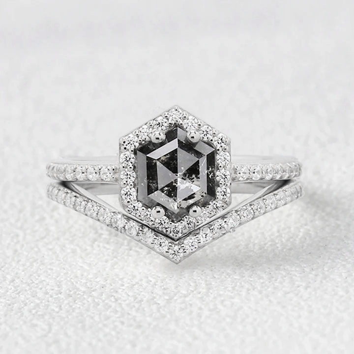 Oval Design Unique Gift Hexagon Salt and Pepper Diamonds Stacking Engagement Ring Set 2pcs