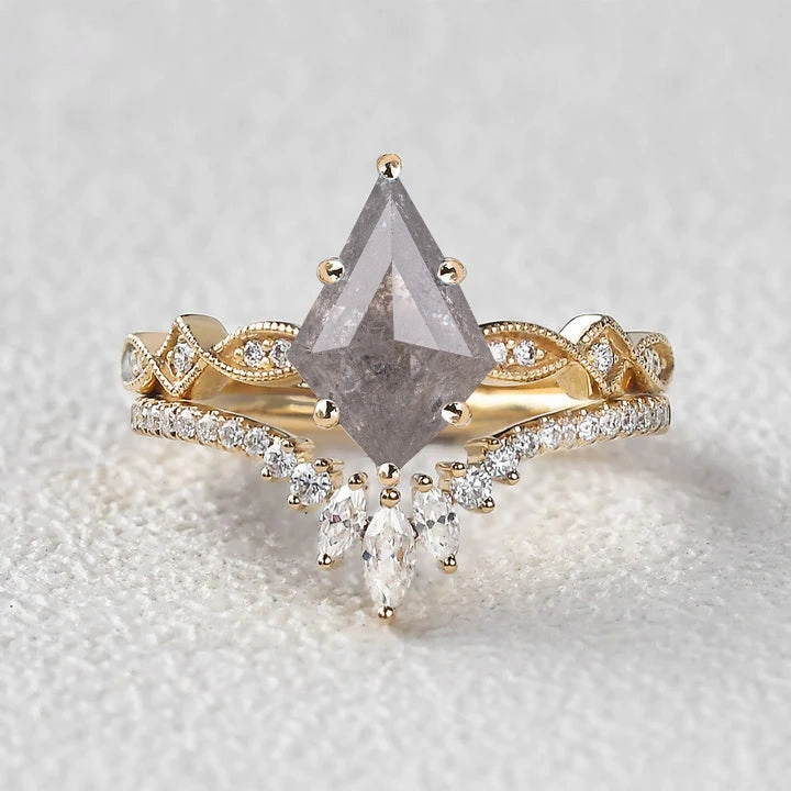 Minimal accessory Icy Light Grey Salt and Pepper Diamonds Kite Cut Vintage Ring Set 2pcs