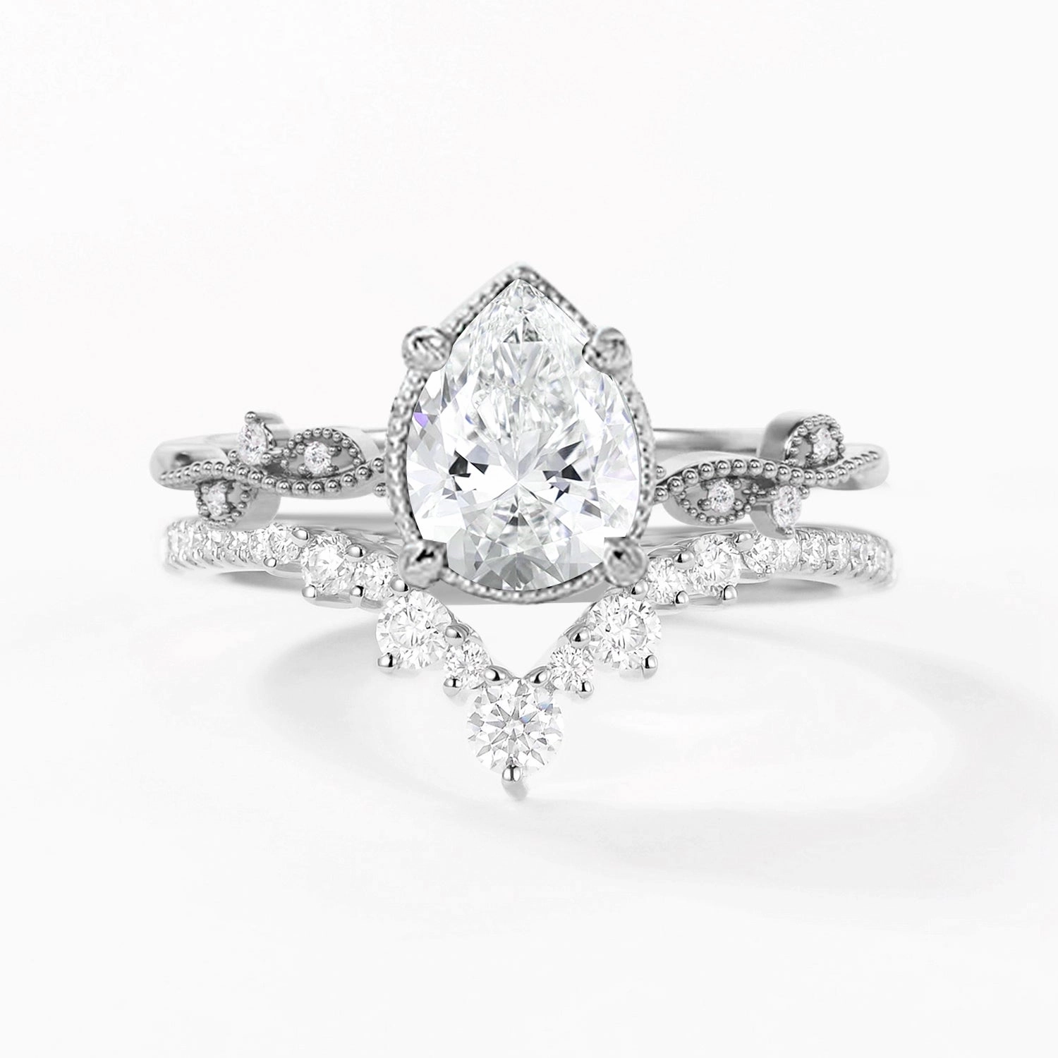 1.5ct Pear Moissanite Vintage Halo Ring Set 2pcs Timeless Accent