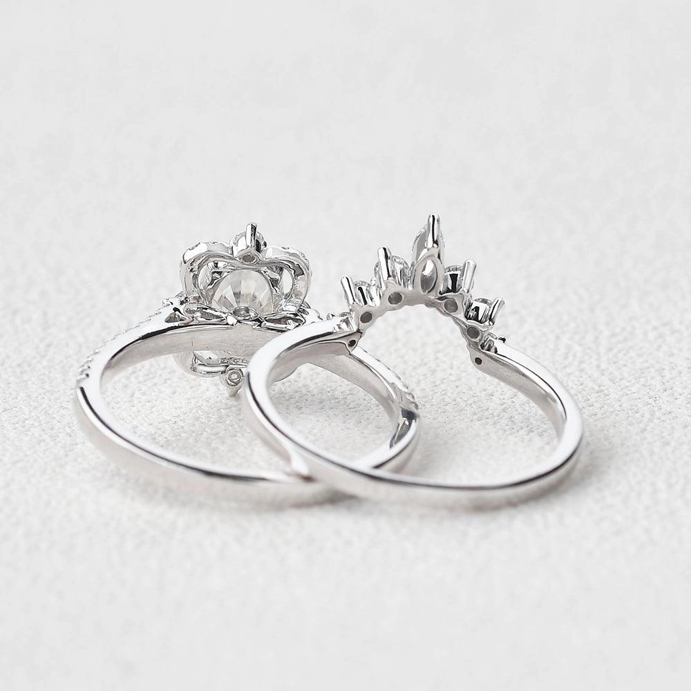 1.5ct Oval Moissanite Art-Deco Cluster Ring Set 2pcs Luxury piece Linear Form