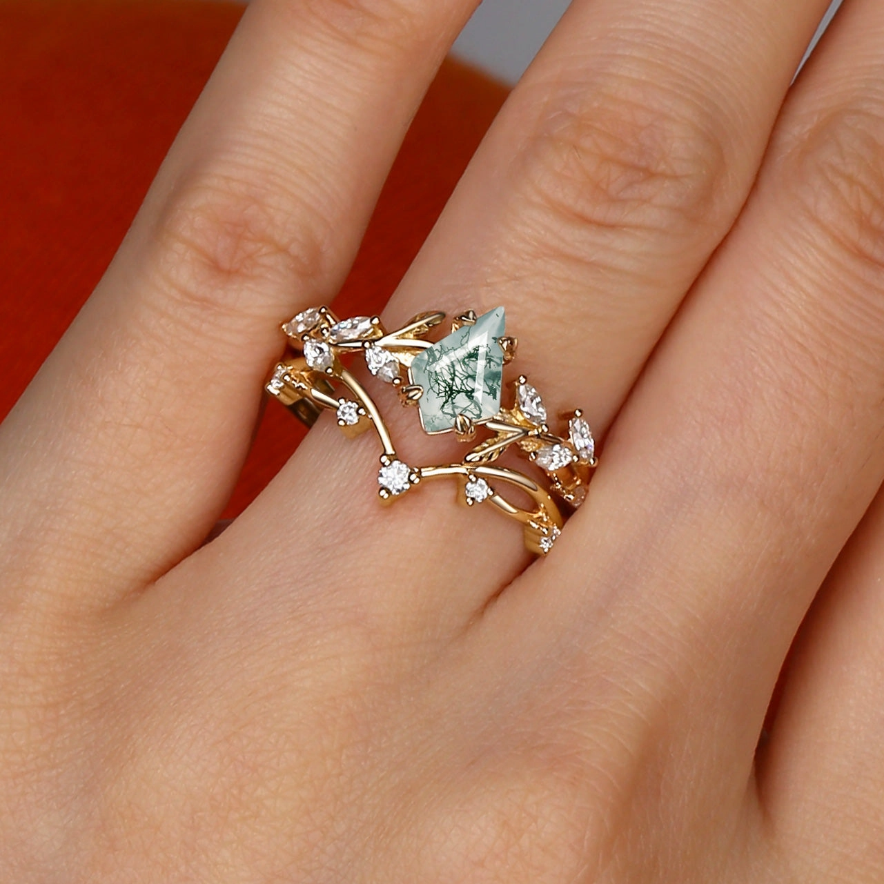 Expressive Feature Kite Cut Moss Agate Leafy Cluster Engagement Ring Sets 2pcs
