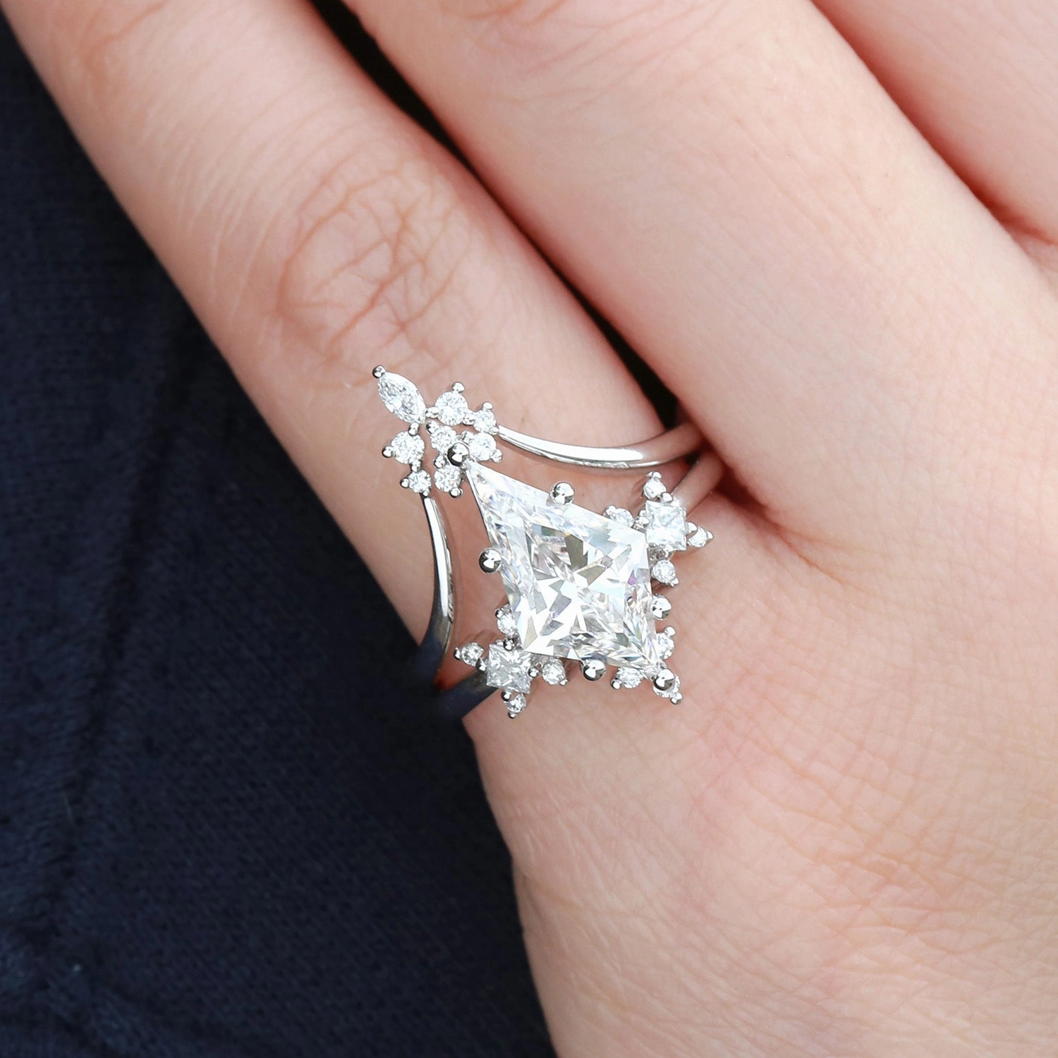 Kite Lab Grown Diamond Minimalist Engagement Ring Set 2pcs - Audrey Easy Care