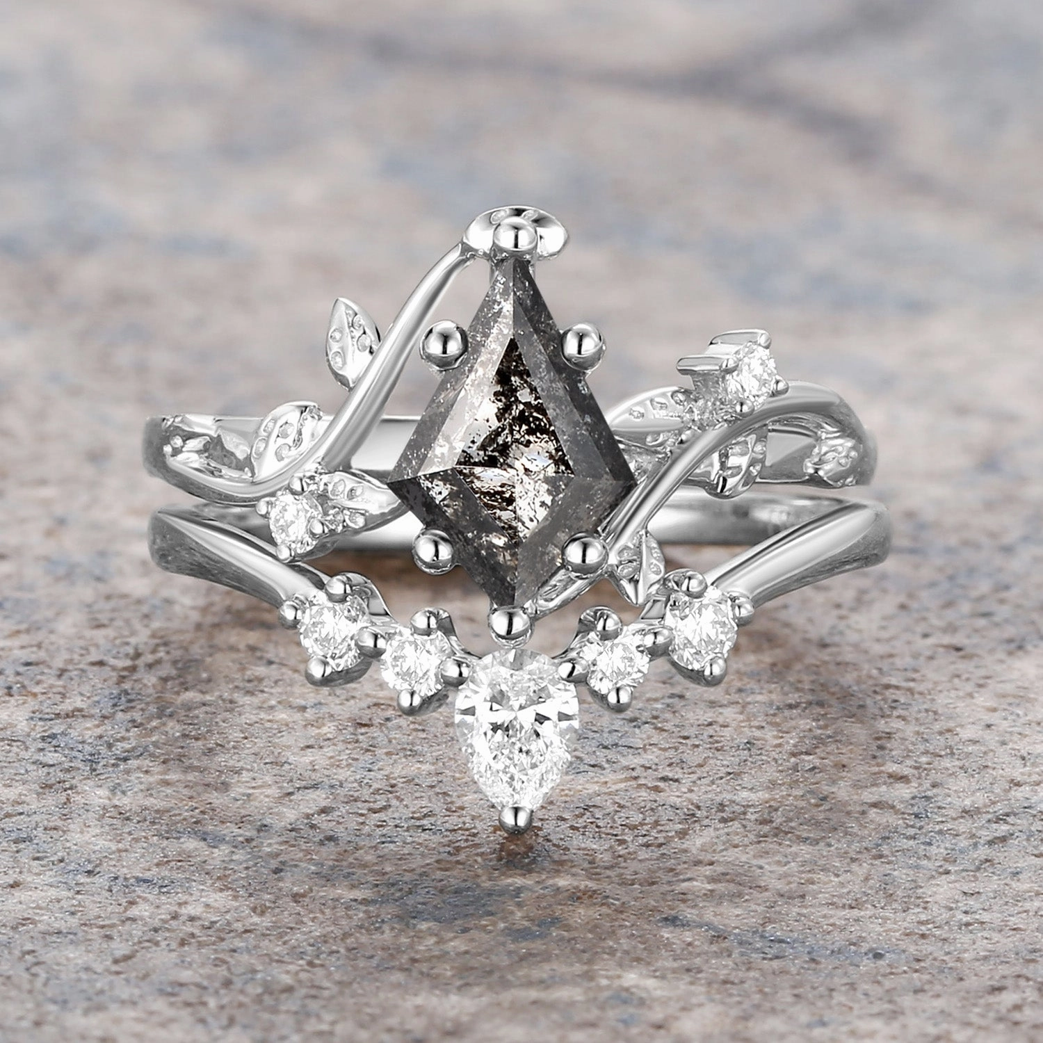 Kite Salt and Pepper Diamonds Natural Leafy Engagement Ring Set 2pcs - Willow Urban Favorite