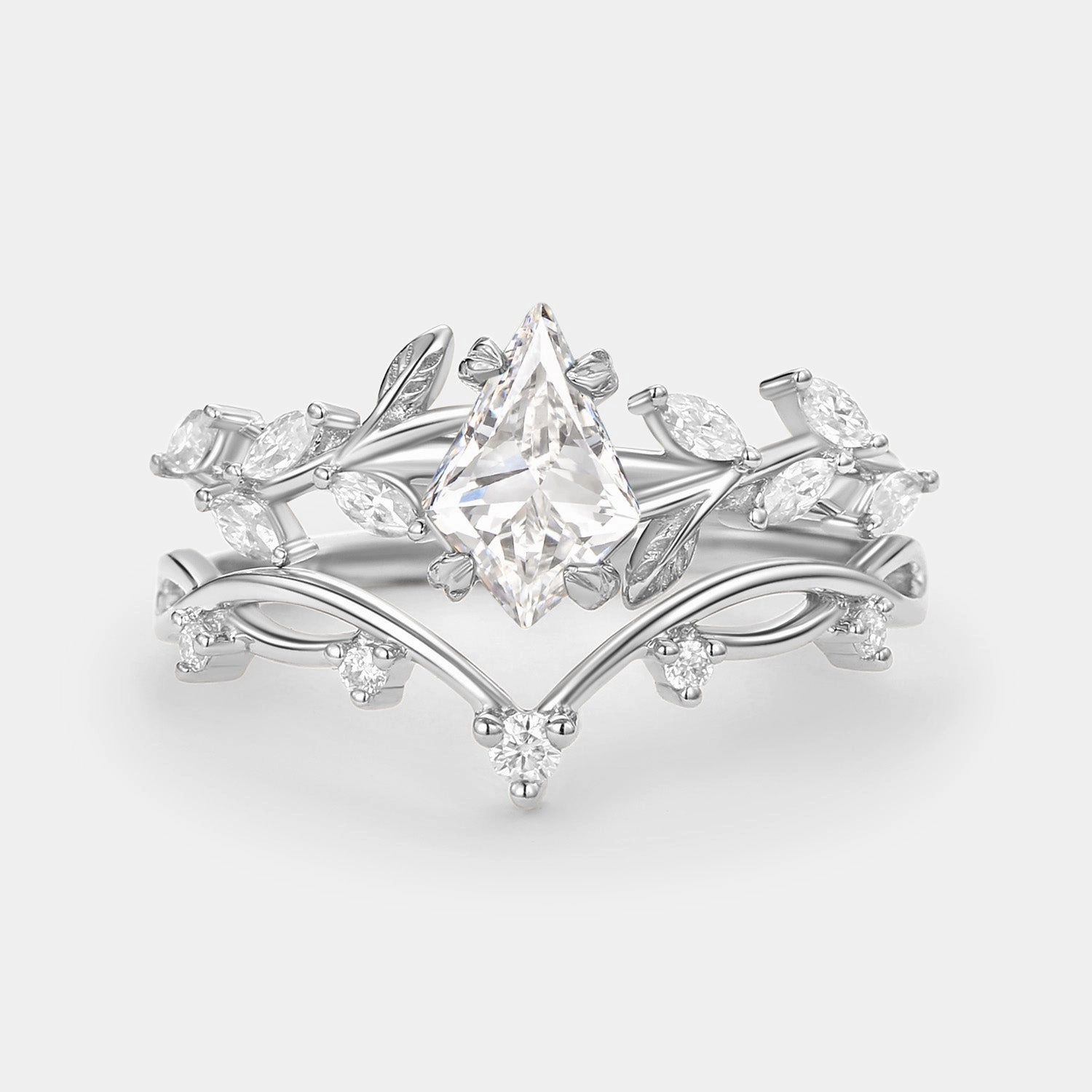 Leafy Kite Lab Grown Diamond Engagement Ring Set 2pcs- Clover Brilliant Statement