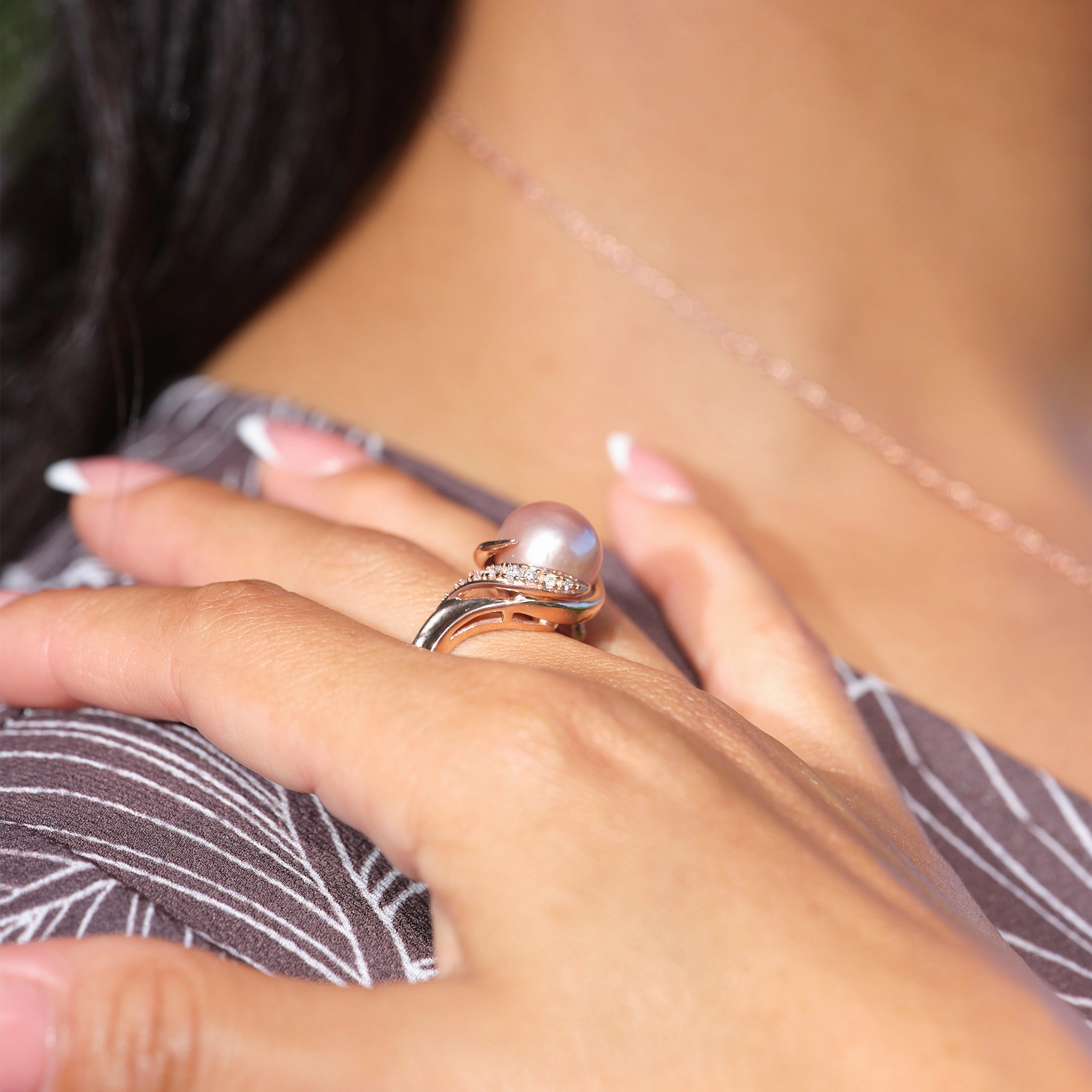 Bold Detail Day Look Lilac Freshwater Pearl Ring in Rose Gold with Diamonds - 12-13mm