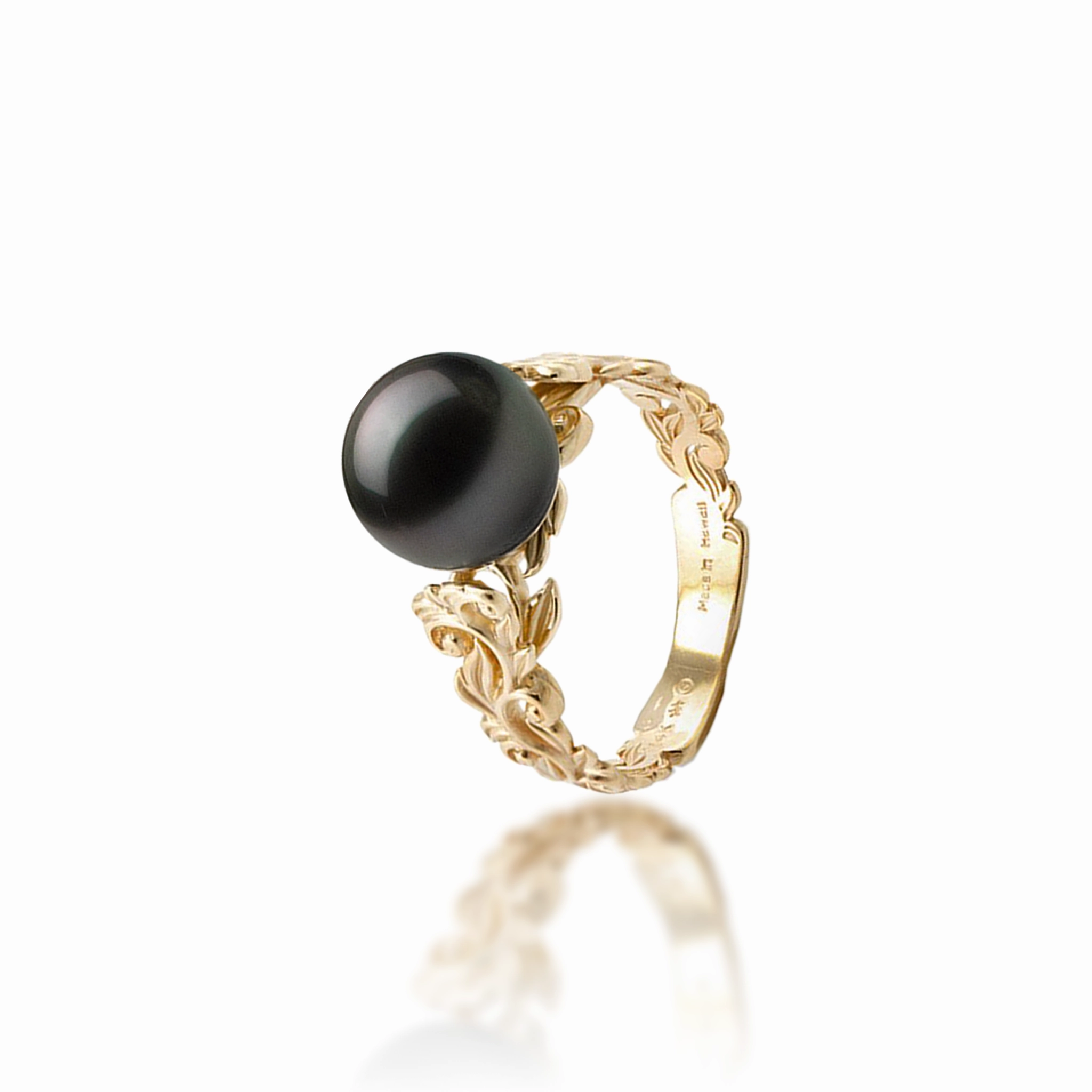 Luminous Edge Modern Outfit Living Heirloom Tahitian Black Pearl Ring in Gold - 8-9mm