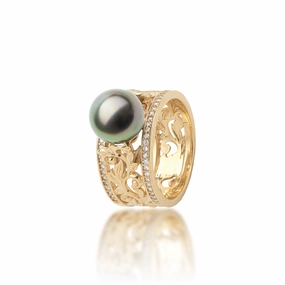 Stylish Design Living Heirloom Tahitian Black Pearl Ring in Gold with Diamonds - 10mm