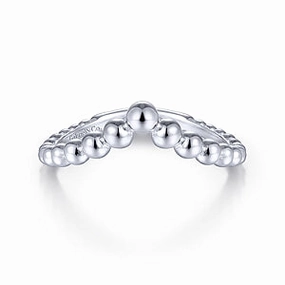 14K White Gold Bujukan Bead Curved Ring Detail Focus Shimmering Form