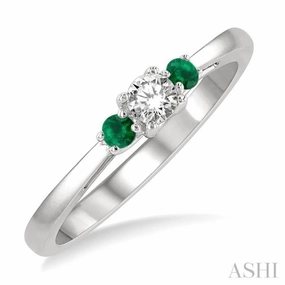 2.15 MM Round Shape Emerald and 1/6 Ctw Past, Present and Future Round Cut Diamond Precious Ring in 14K White Gold Unique Embellishment