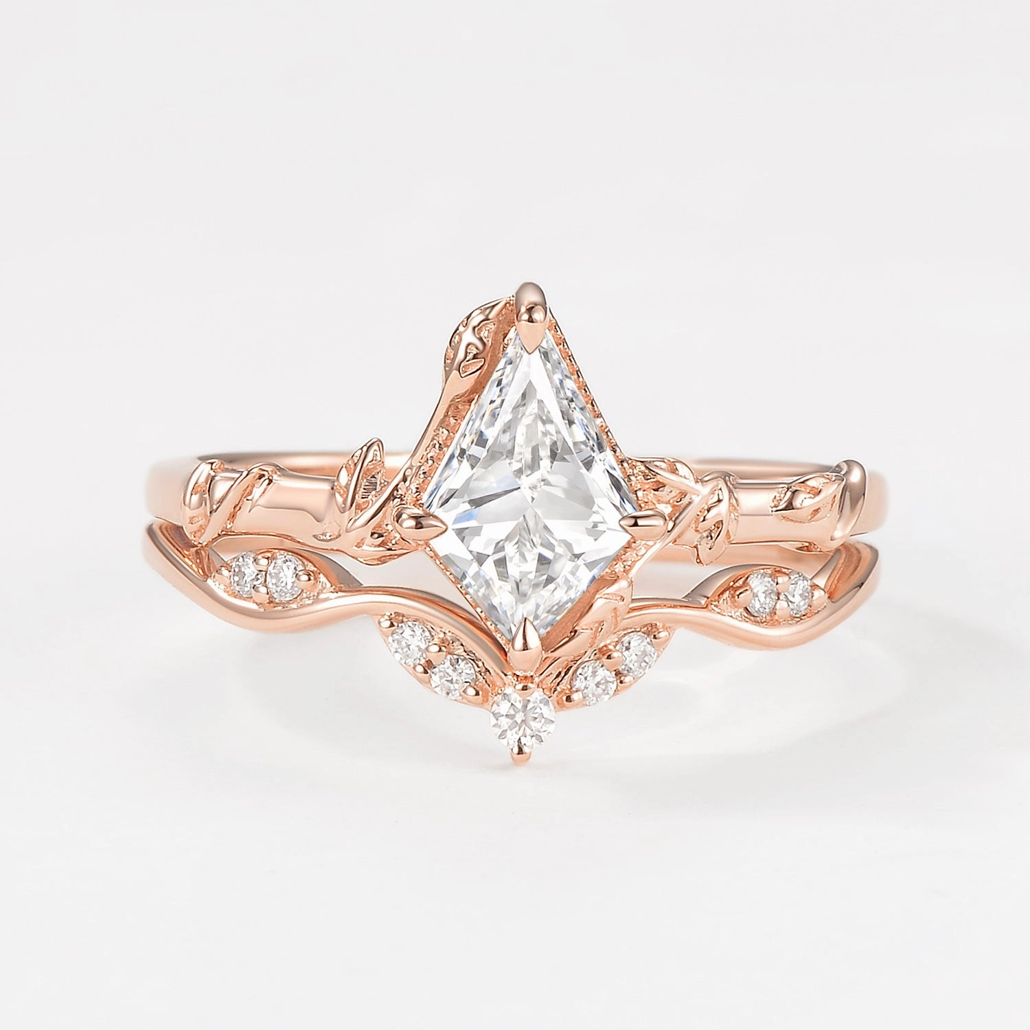 Minimal Detail Unique Article Unique Leafy Kite Lab Grown Diamond Engagement Ring Set 2pcs