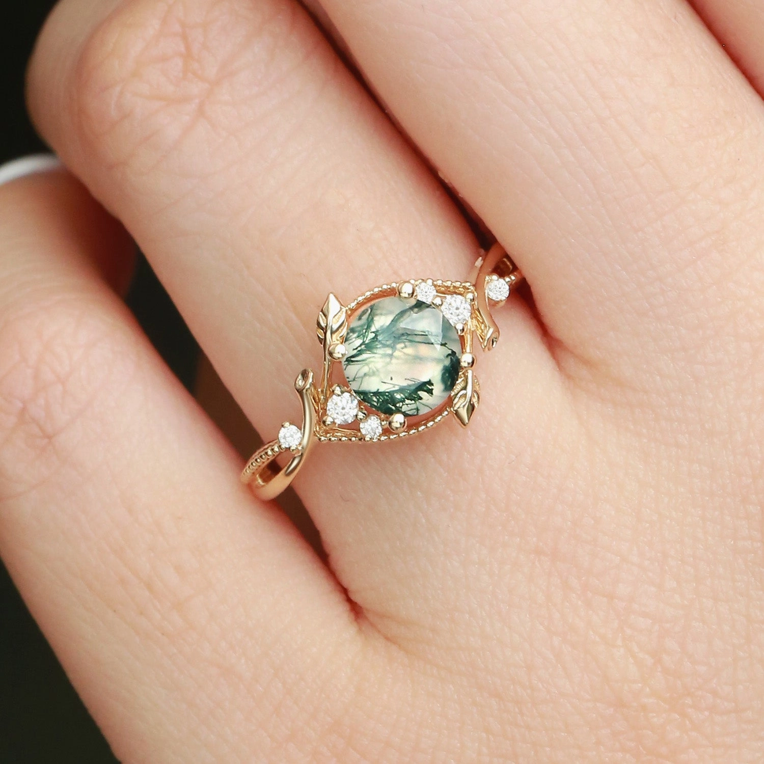 Round Leaf Moss Agate Twist Engagement Ring - Vyrra Sturdy Object