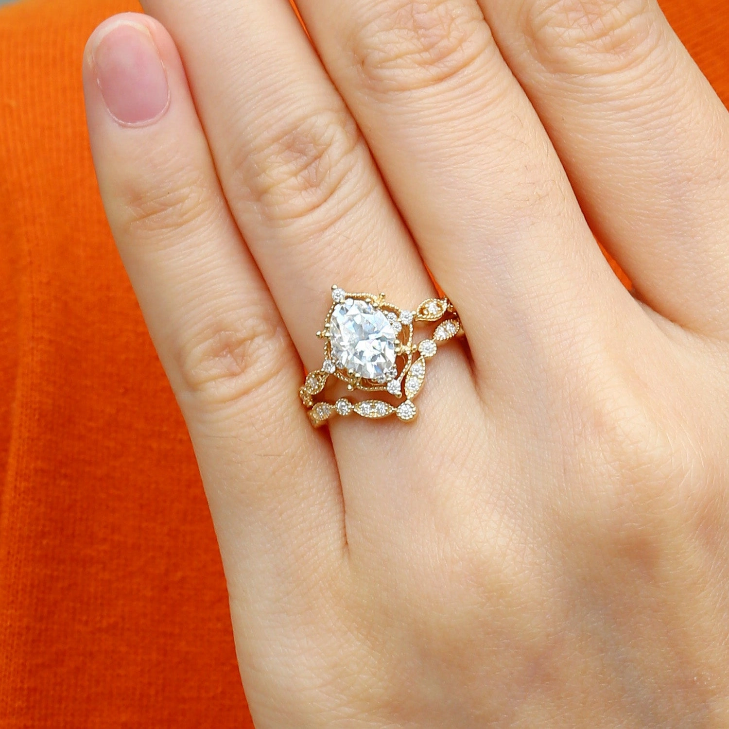 Moissanite Signature Vintage Inspired Ring Set 2pcs Sleek Design