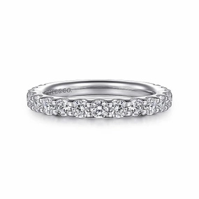 Montreal - 14K White Gold Shared Prong Diamond Wedding Band - 1 ct Seasonal Favorite