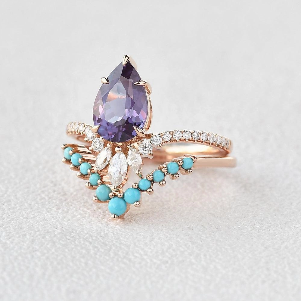 Natural Style Soft Form Alexandrite & Moissanite & Turquoise Yellow Gold Ring Set 2pcs