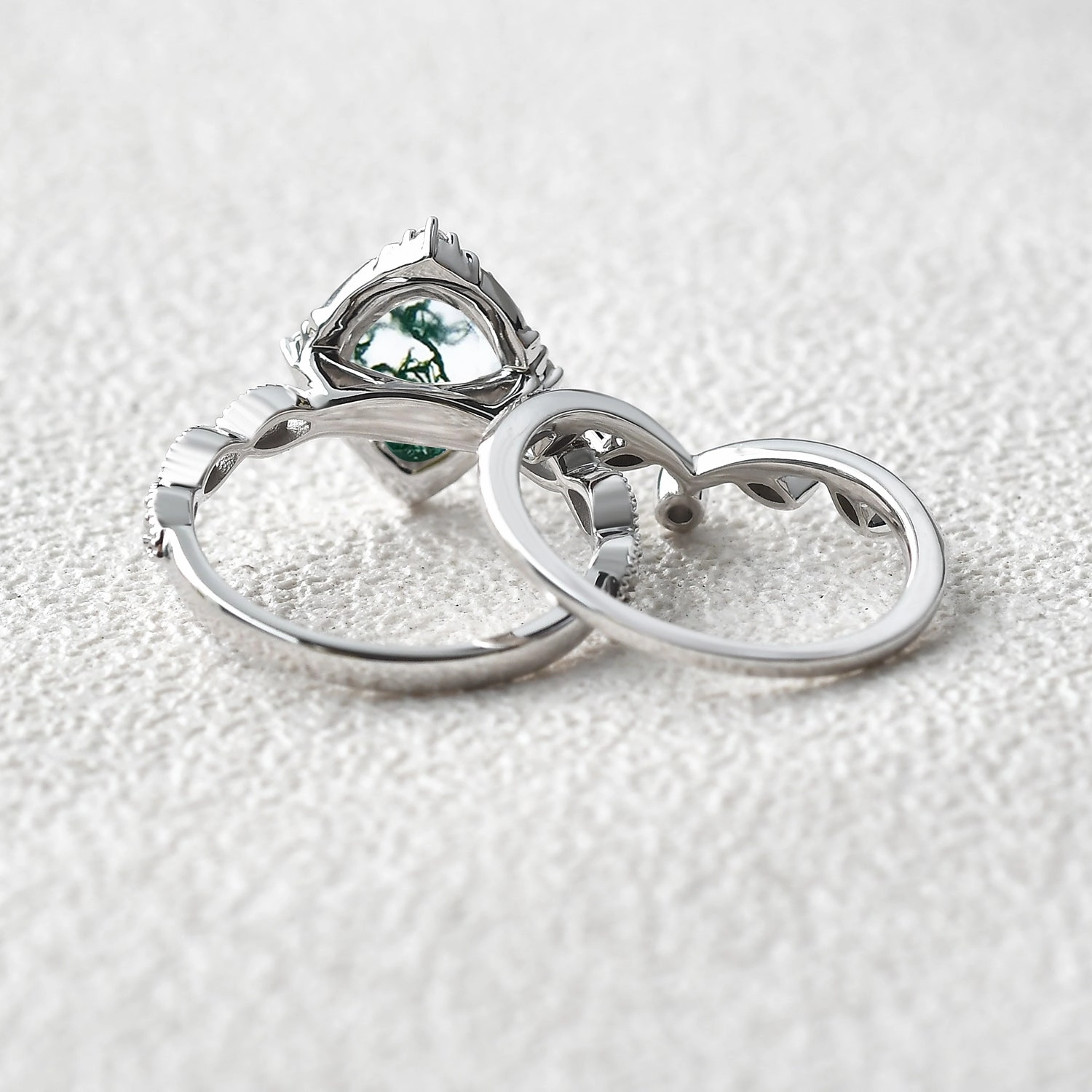 Oval Moss Agate & Moissanite Floral Ring Set 2pcs Chic Touch Soft Radiance