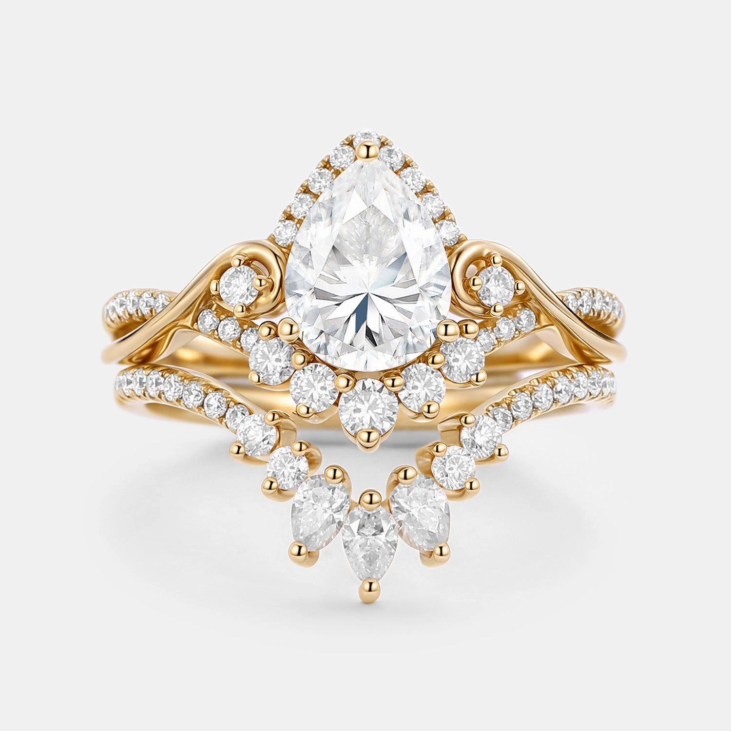 Pear Cut Moissanite Cluster Engagement Ring Set 2pcs Handcrafted Adornment