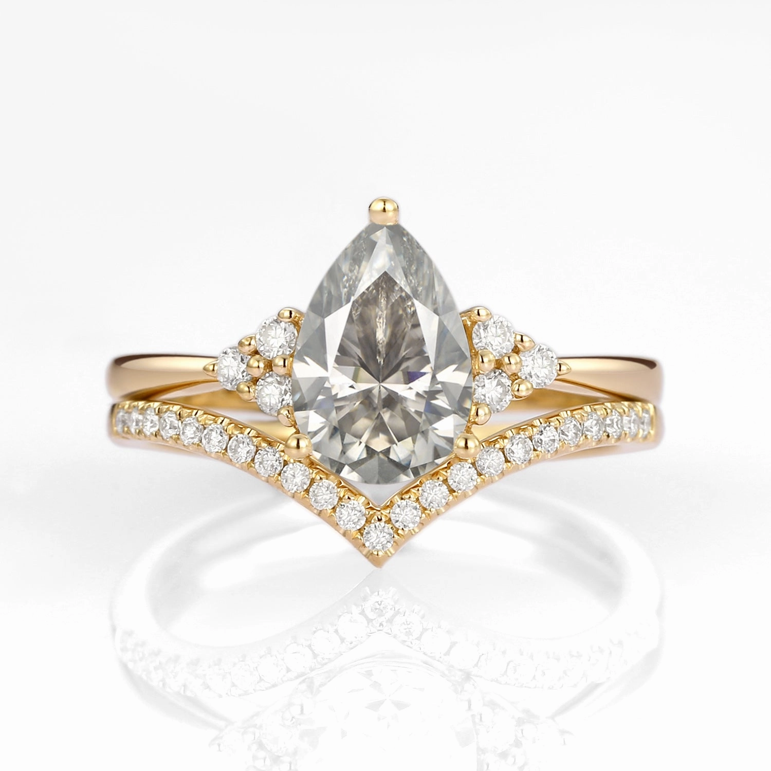 Neat Finish Pear Shaped Moissanite Chevron Rose Gold Ring Set 2pcs - Lily