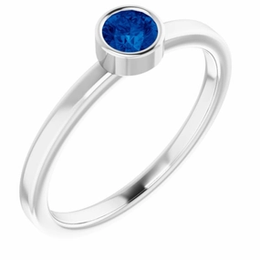 Evolutionary Trend Soft Glow Platinum 4 mm Natural Blue Sapphire Ring