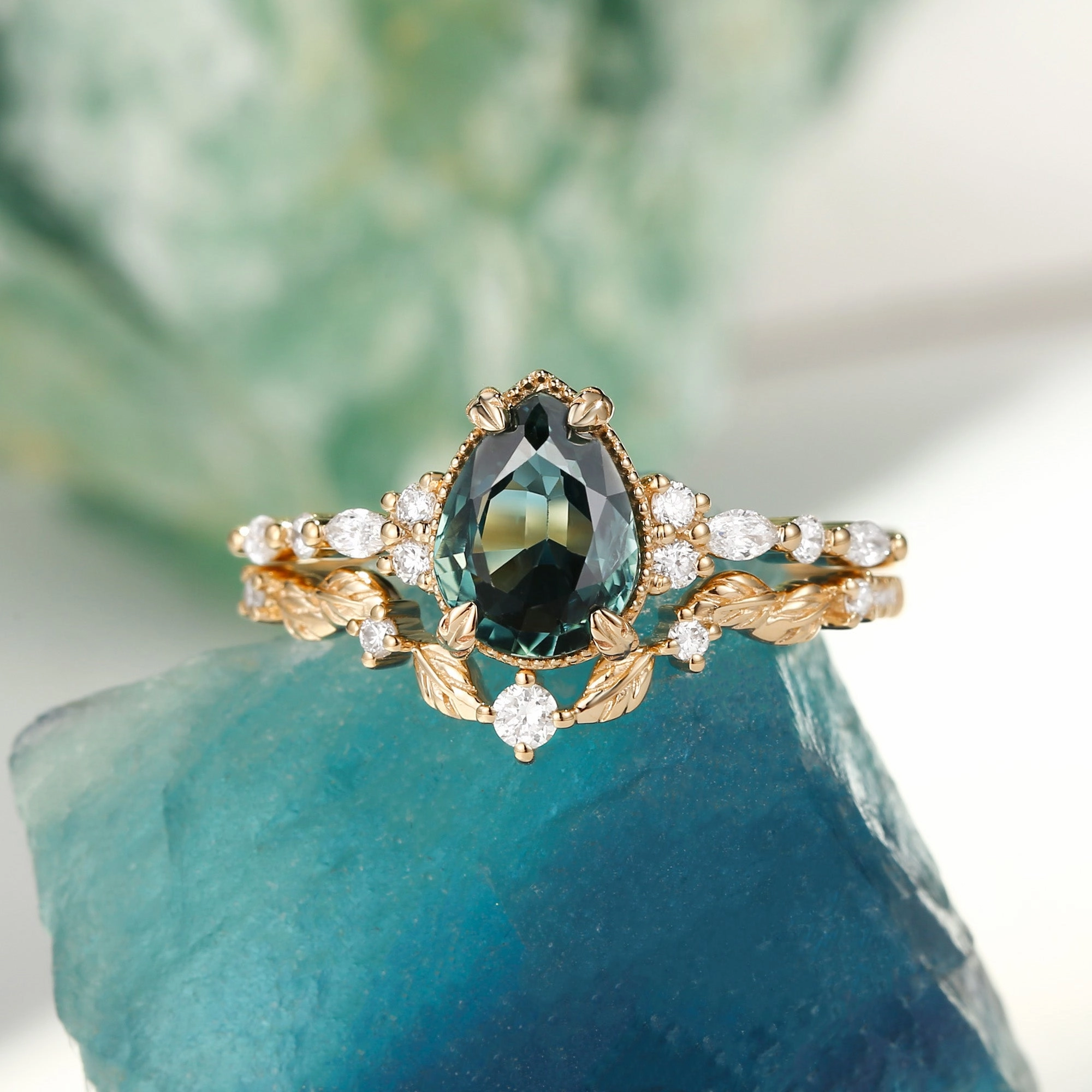 Delicate Mood Vintage Pear Shaped Moss Agate Leafy Ring Set 2pcs - Bryony