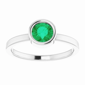 Sturdy Decoration Rhodium-Plated Sterling Silver 5.5 mm Lab-Grown Emerald Ring