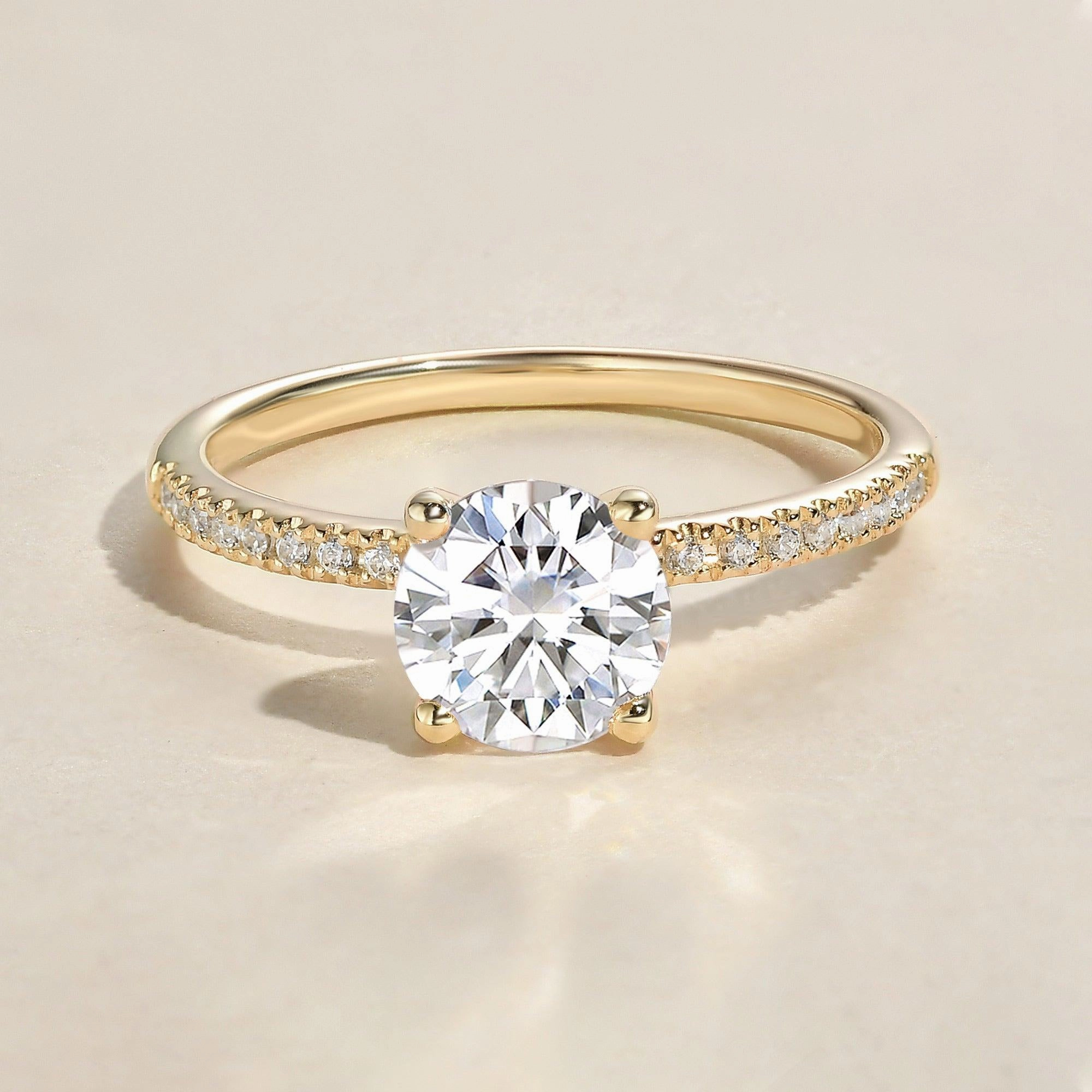 Bold Highlight Unique Spark 1.0ct Round Moissanite Four-Prong Classic Solitaire Ring