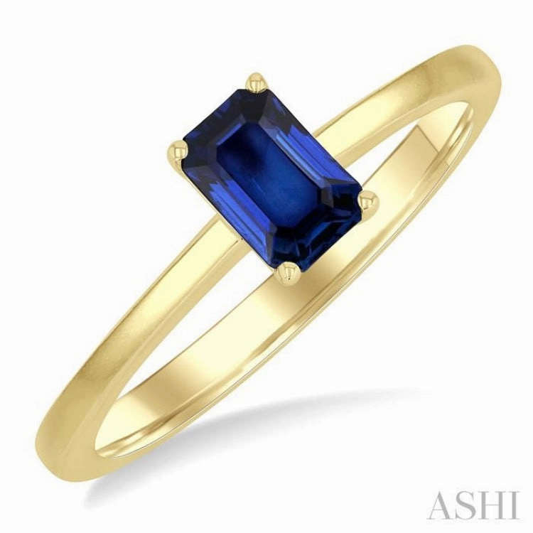 Lasting Memory HighEnd Insignia 6x4 MM Octagon Shape Sapphire Precious Solitaire Ring in 14K Yellow Gold