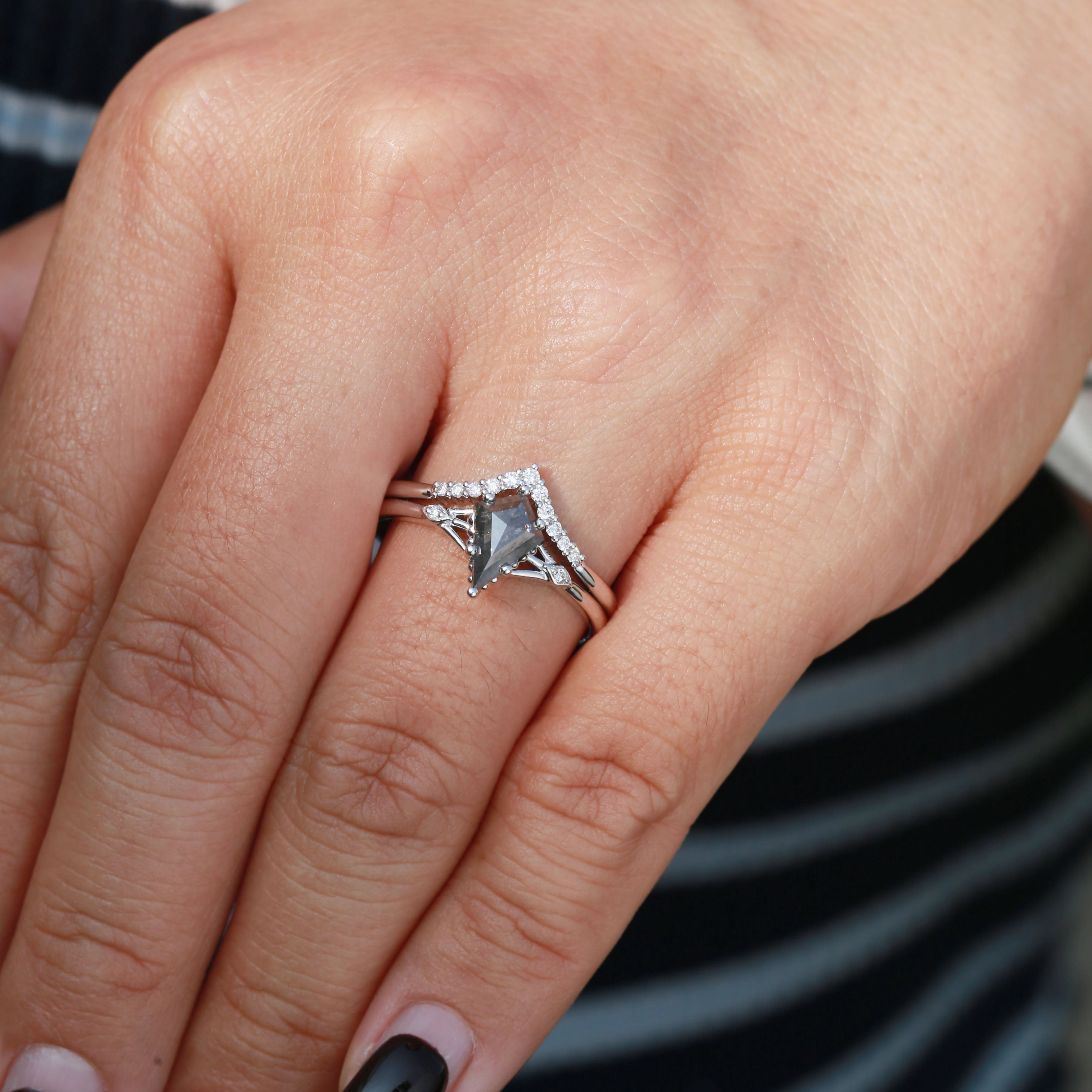 Romantic Vibe Gleaming Feature Salt and Pepper Diamonds Solid Gold Engagement Ring Set 2pcs