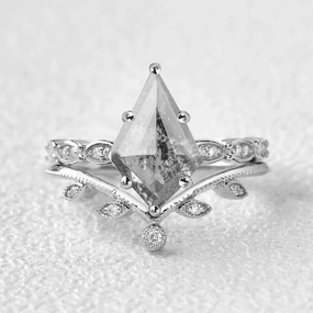 Edgy Detail Salt and Pepper Diamonds Vintage Engagement Ring Set 2pcs