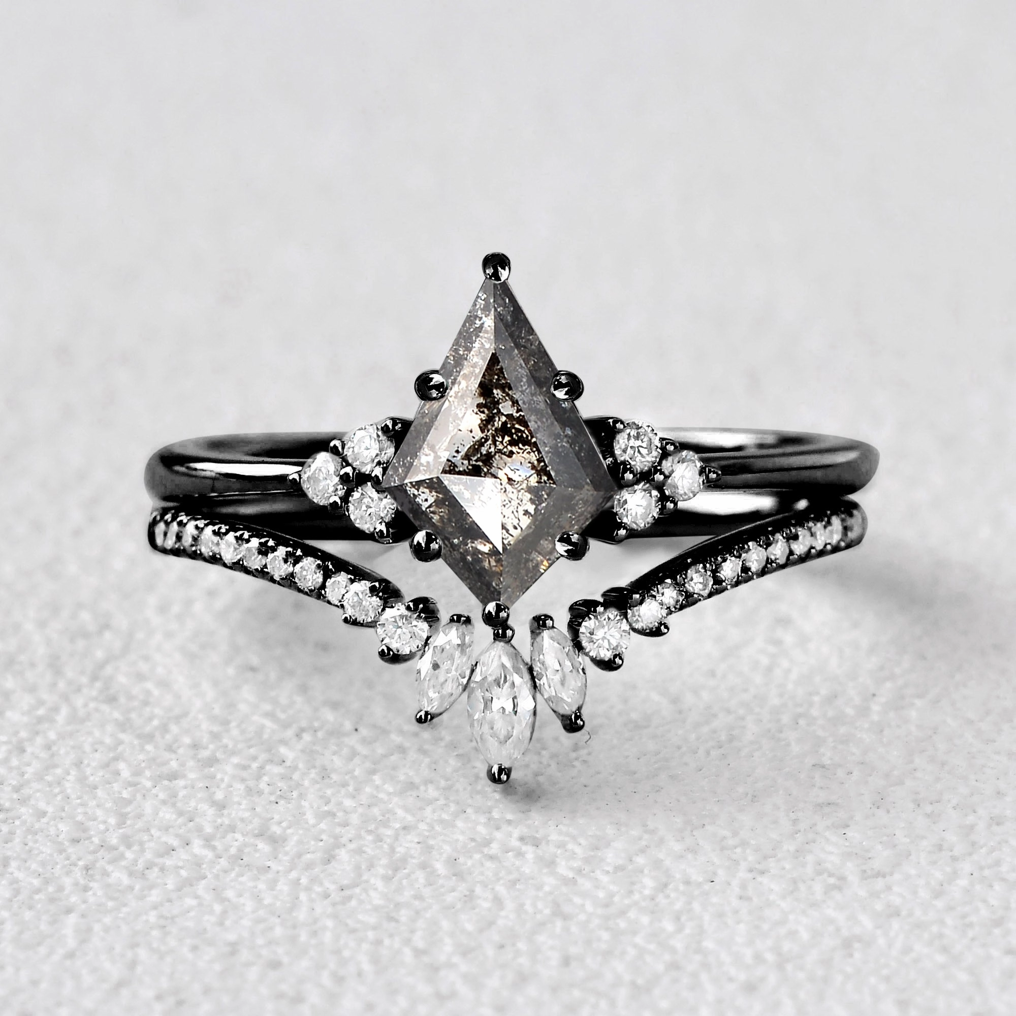 Vintage feel High Fashion Black Gold Salt and Pepper Diamond Ring Sets 2pcs - Lydia