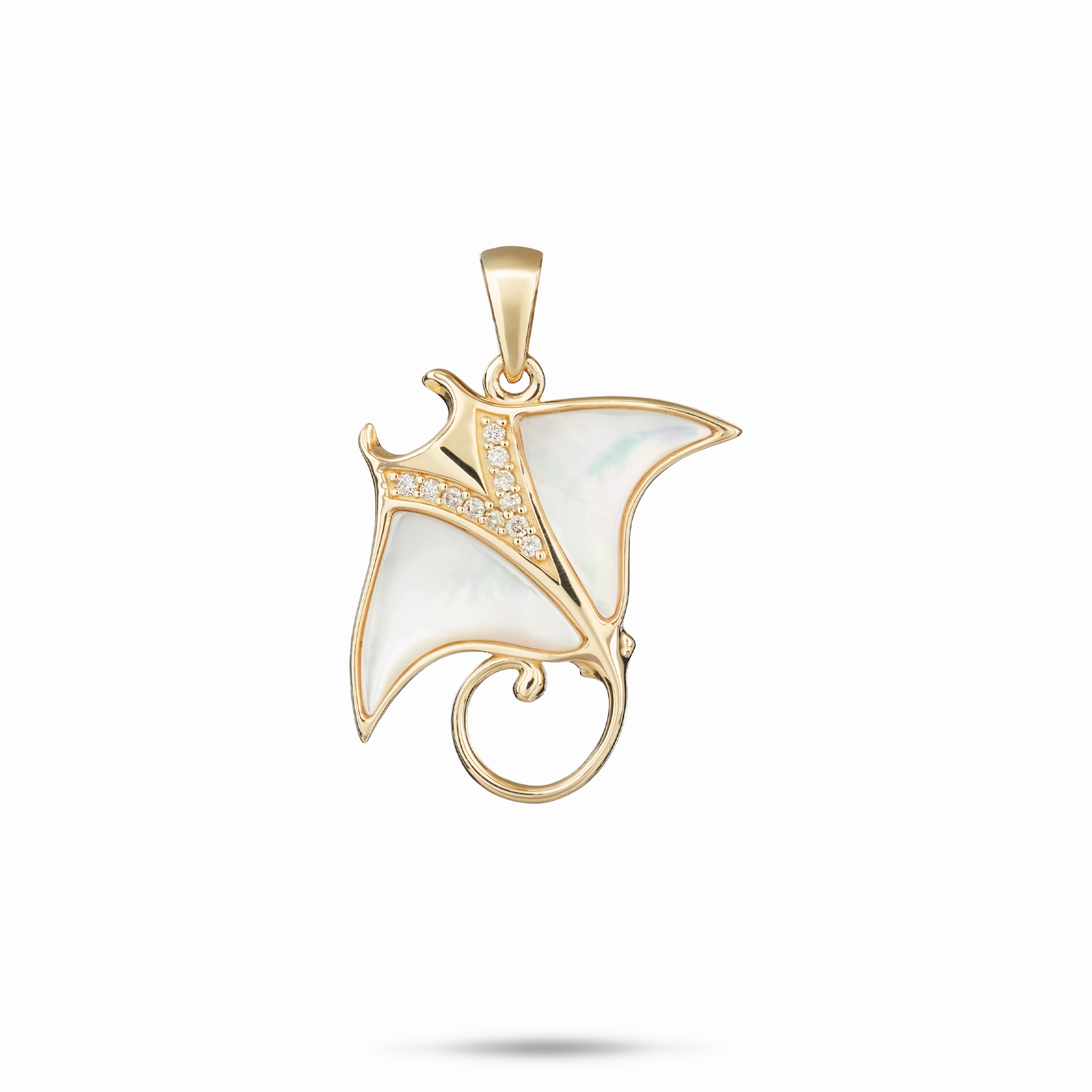 Handcrafted Pieces Refined Piece Sealife Manta Ray Mother of Pearl Pendant in Gold with Diamonds - 21mm