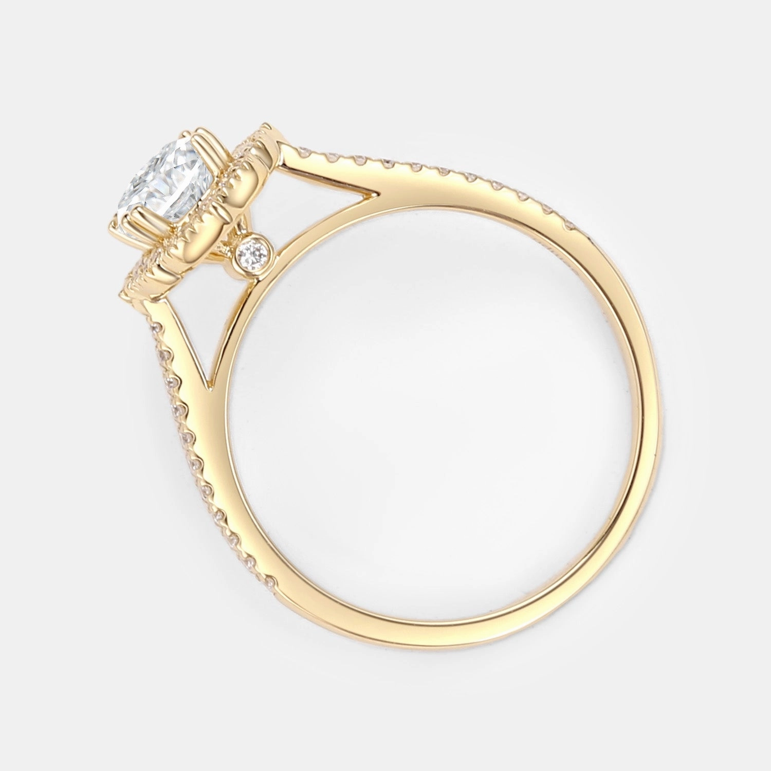 Antique Halo Oval Moissanite White Gold Engagement Ring Chic Line Elegant Pair