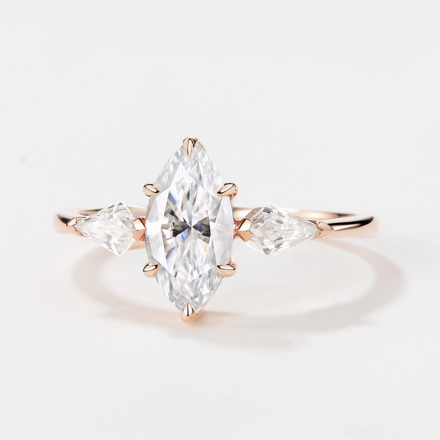 Romantic Occasion Night Out Look Marquise Cut Moissanite Classic Three-stone Engagement Ring