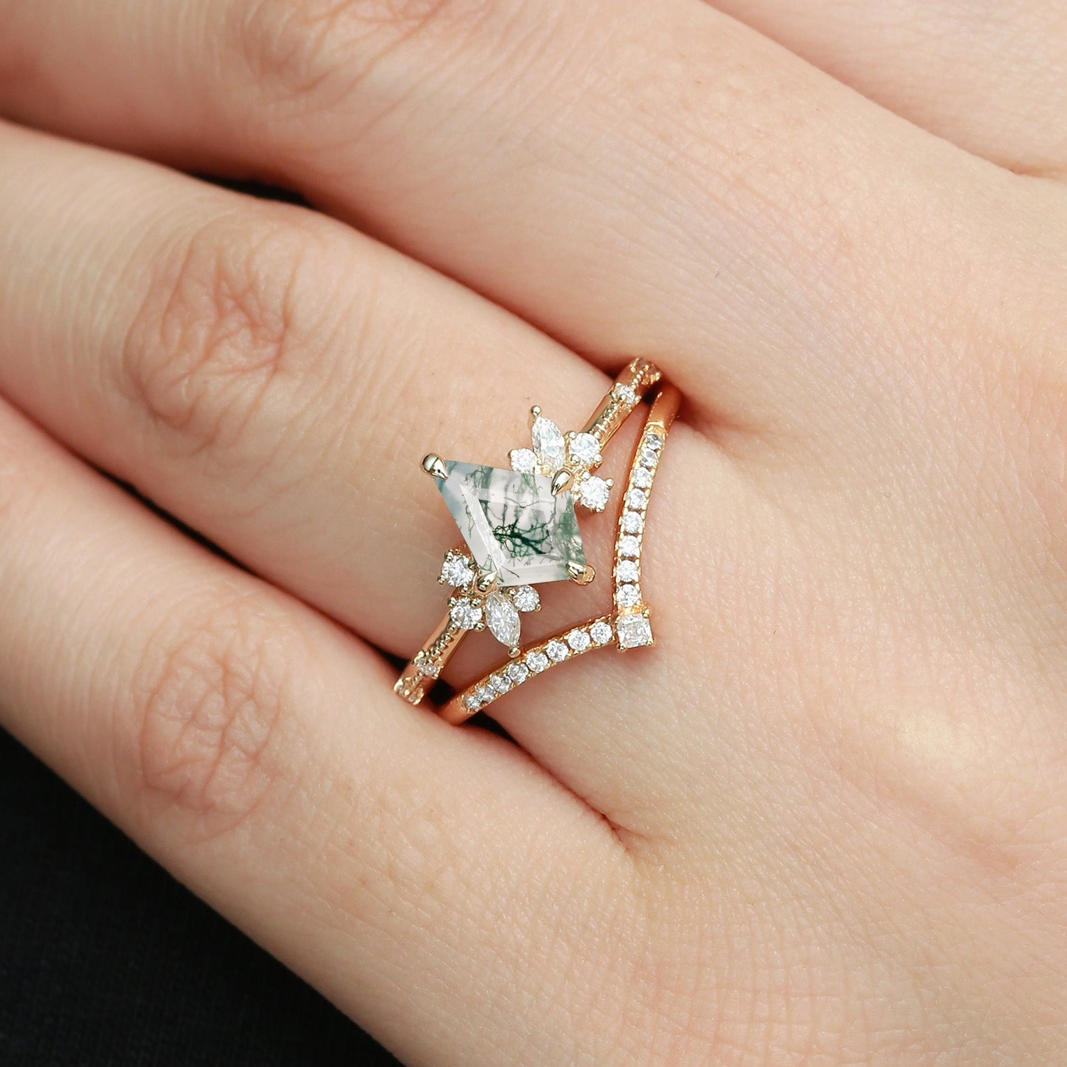 Kite Cut Unique Moss Agate & Moissanite Engagement Ring Set 2pcs Premium Object High-End Expression