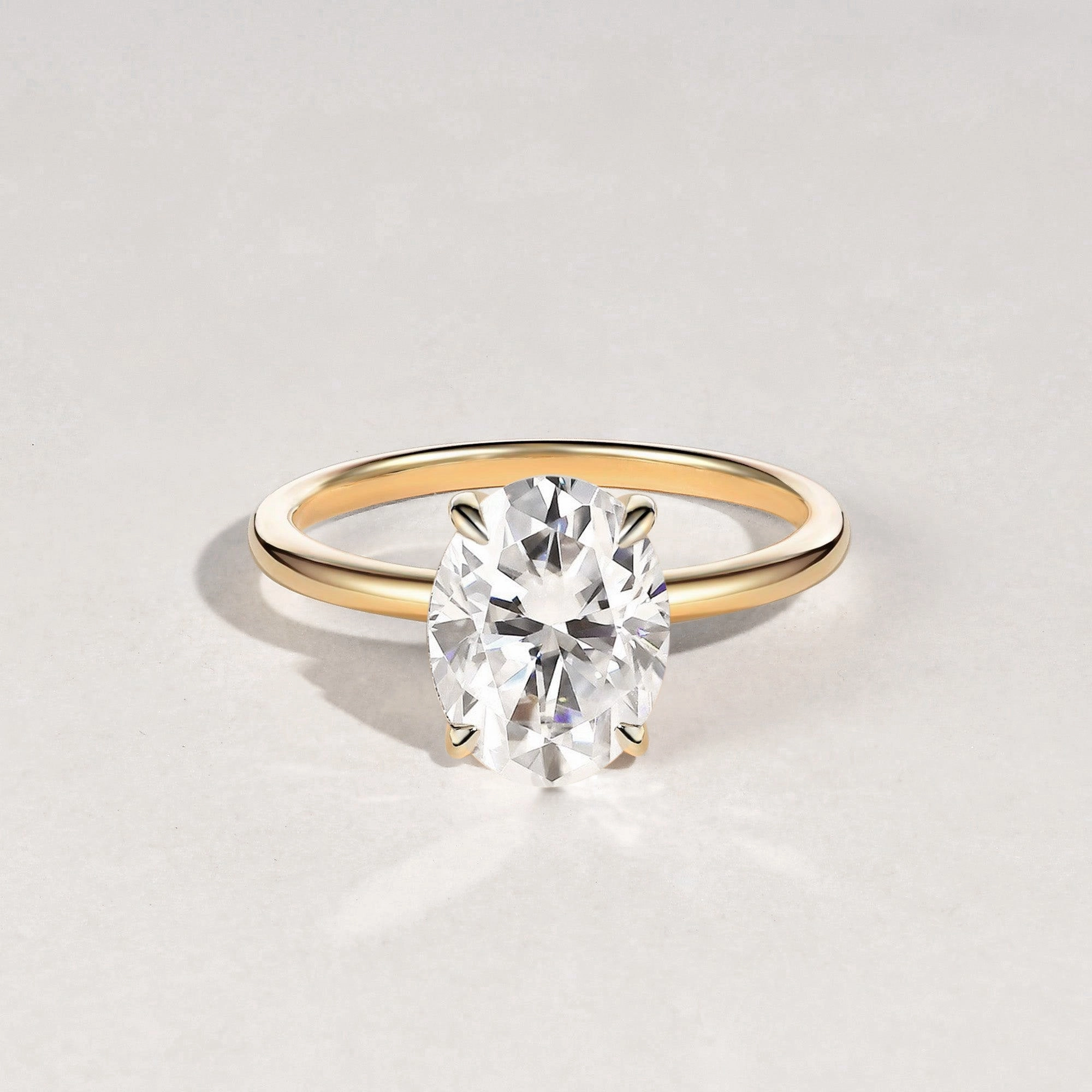 Stylish Accent 1.5ct Oval 4-Prong Moissanite Classic Solitaire Ring