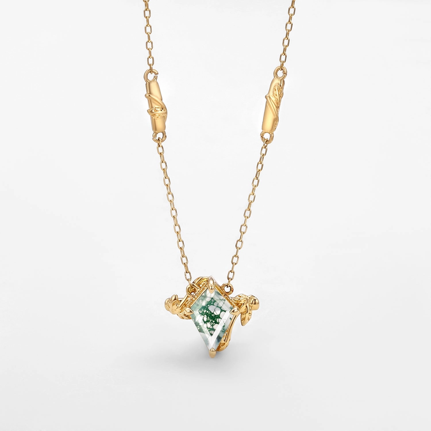 Style Accessory Summer Accent Natural Inspired Moss Agate Kite Leafy Necklace - Lark