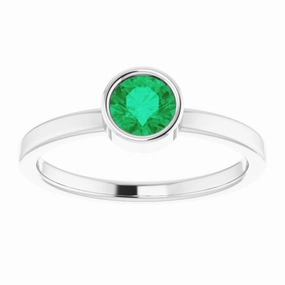 Minimal Pop Platinum 5 mm Lab-Grown Emerald Ring