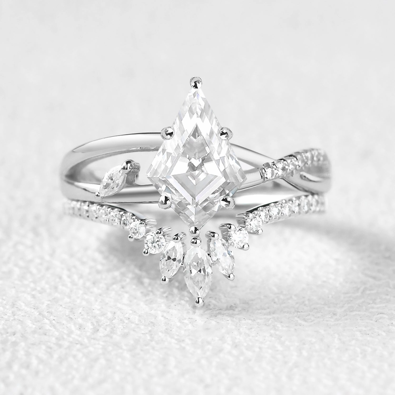 Affordable Item Unique Moss Agate Infinity Engagement Ring Sets 2pcs