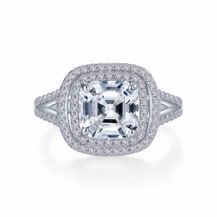 Stunning Engagement Ring Crisp Edge