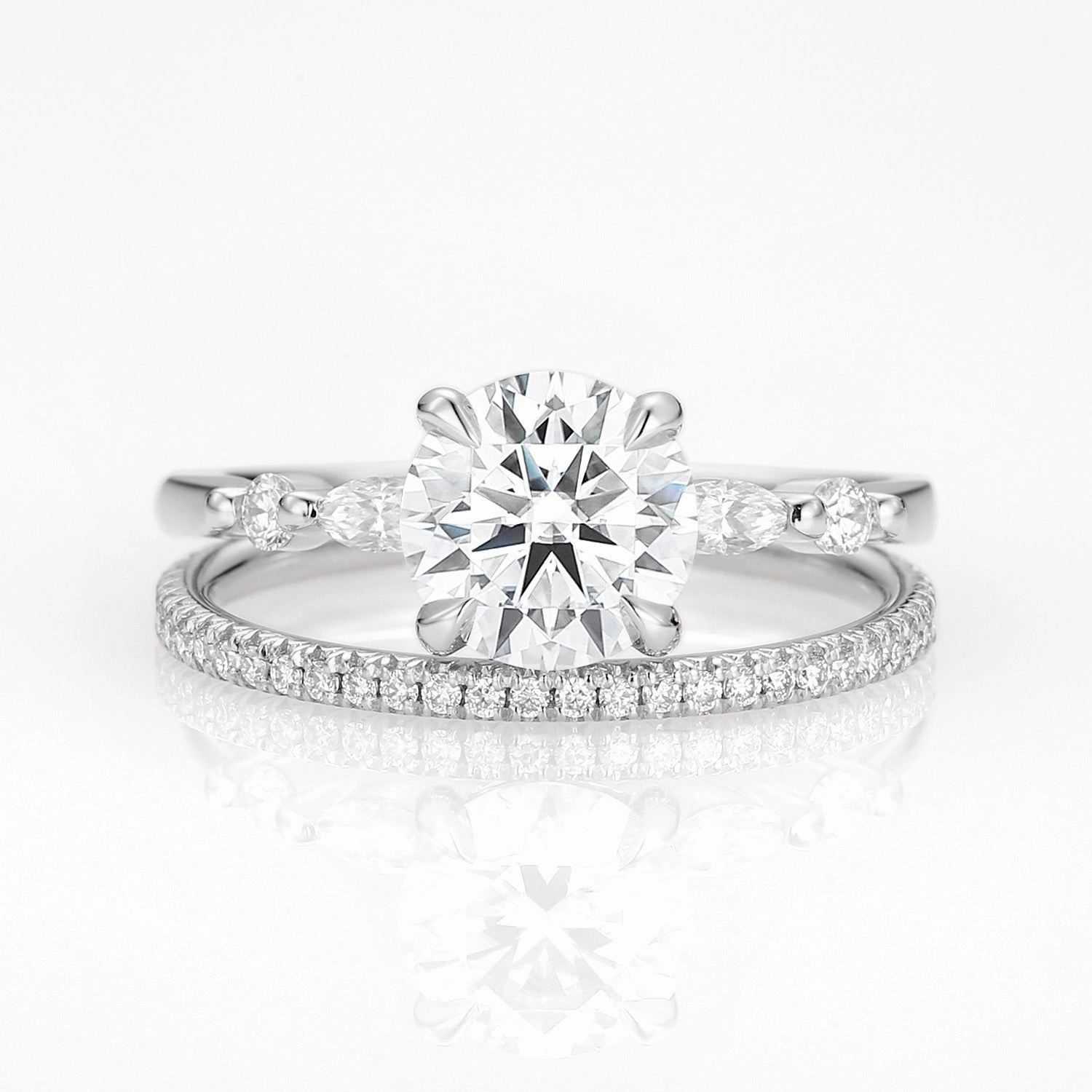 Glam Detail Shiny Edge Classic Four Prongs Moissanite Ring Set 2pcs - Carla