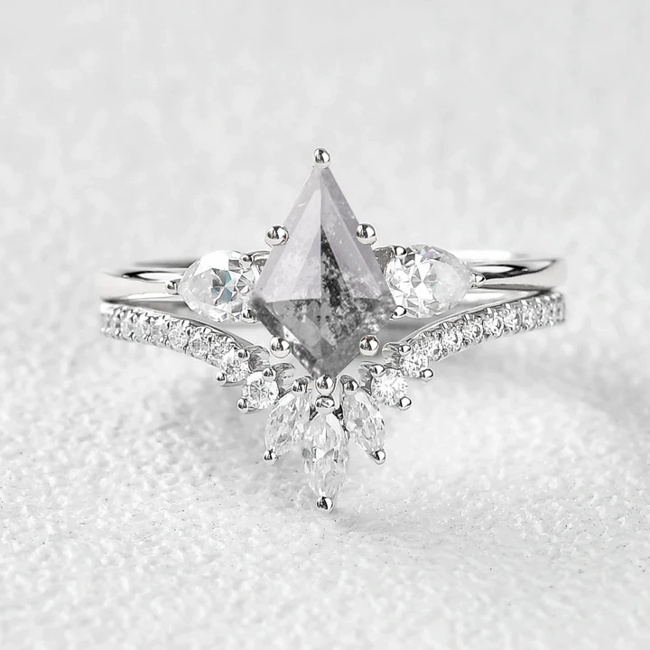 Three Pear Stone Black Rutilated Quartz Engagement Ring Sets 2pcs Functional Style